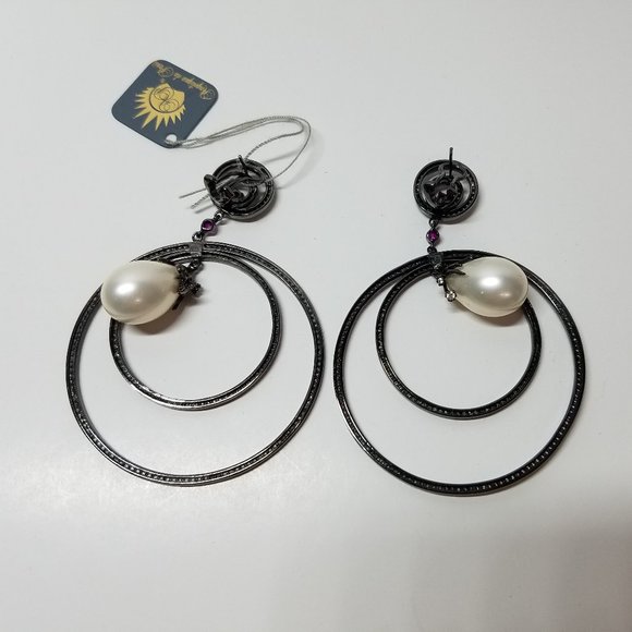 Angelique De Paris Women's Circle Earrings with Pearl Zirconia and Garnet Stone - Picture 12 of 13